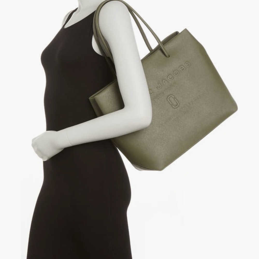 Marc Jacobs Logo Embossed Saffiano Leather Tote